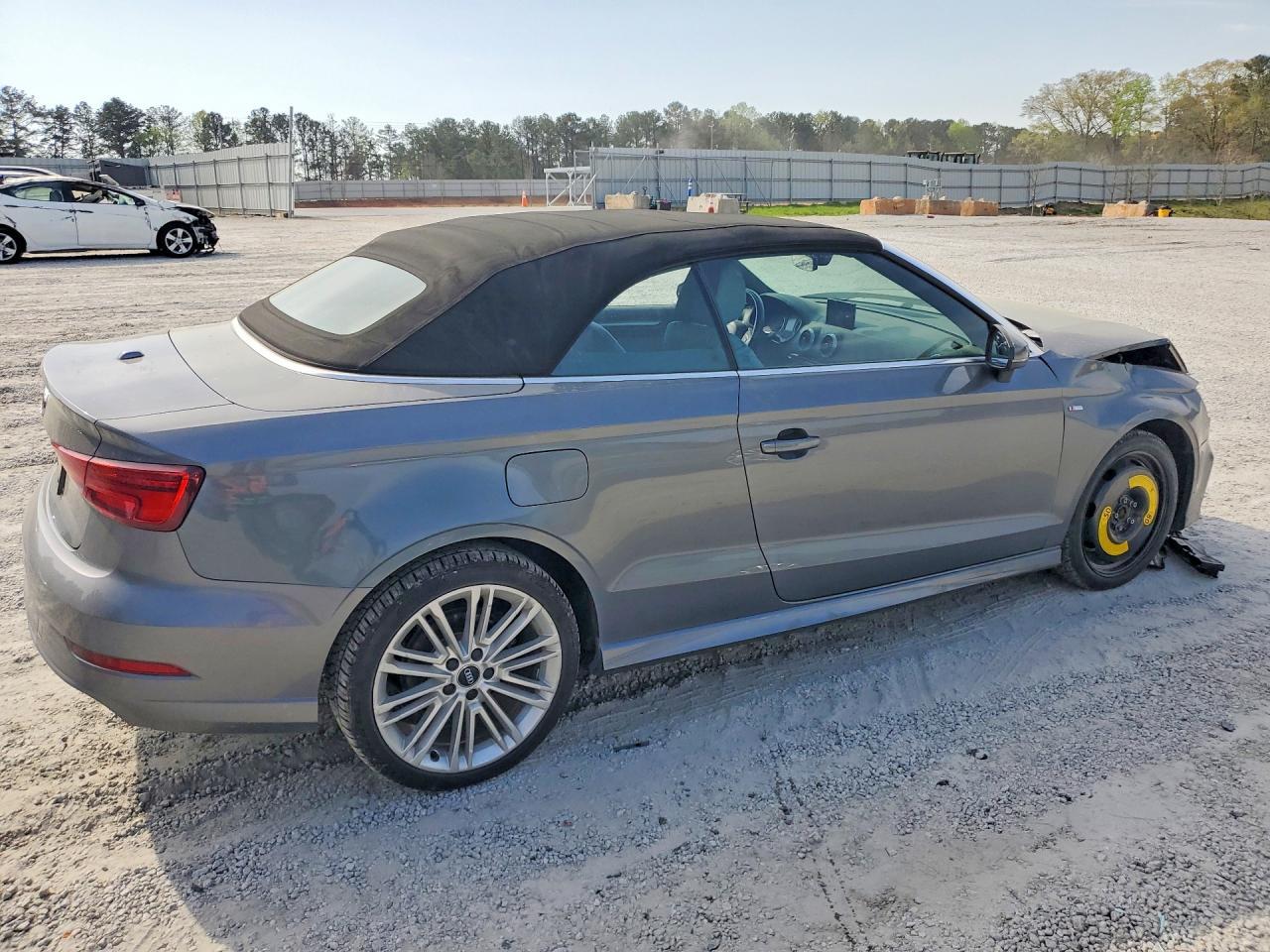 2017 Audi A3 Premium Plus - Фото 3