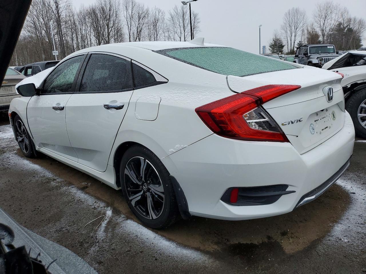 2018 Honda Civic Touring - Фото 2