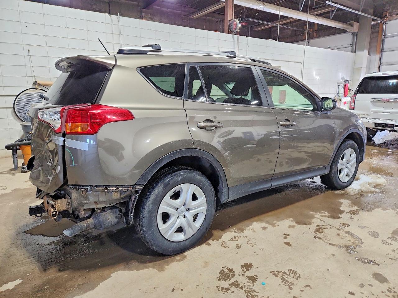 2015 Toyota Rav4 Le - Фото 3
