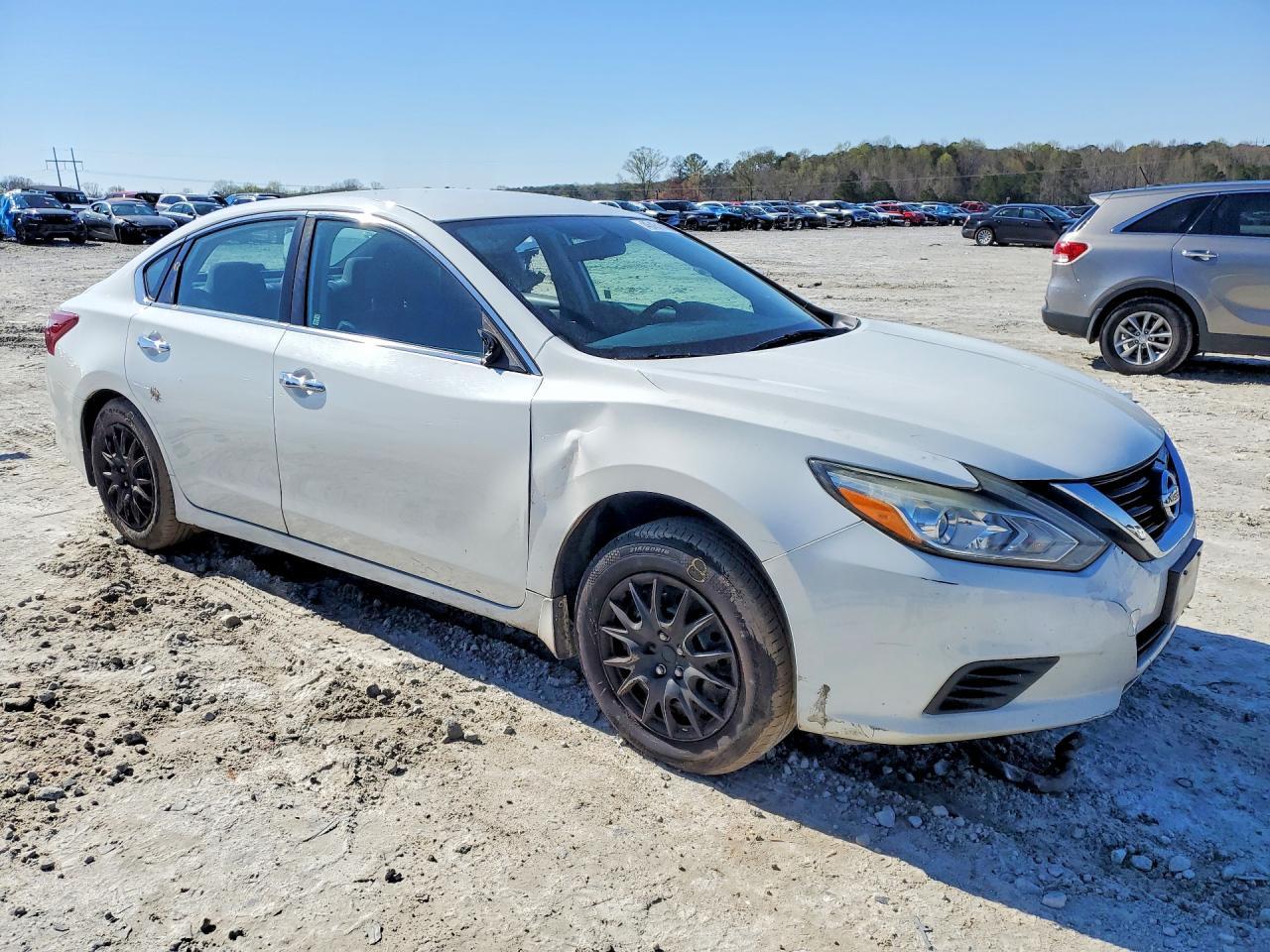 2018 Nissan Altima 2.5 S - Image 4