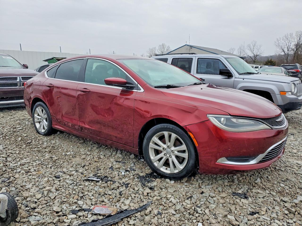 2016 Chrysler 200 Limited - Фото 4