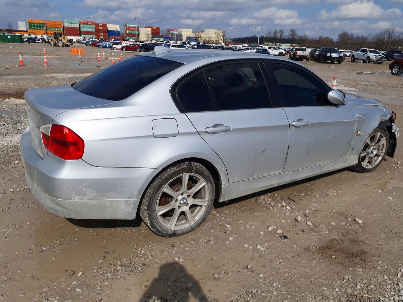 2006 BMW 330 Xi - Image 3