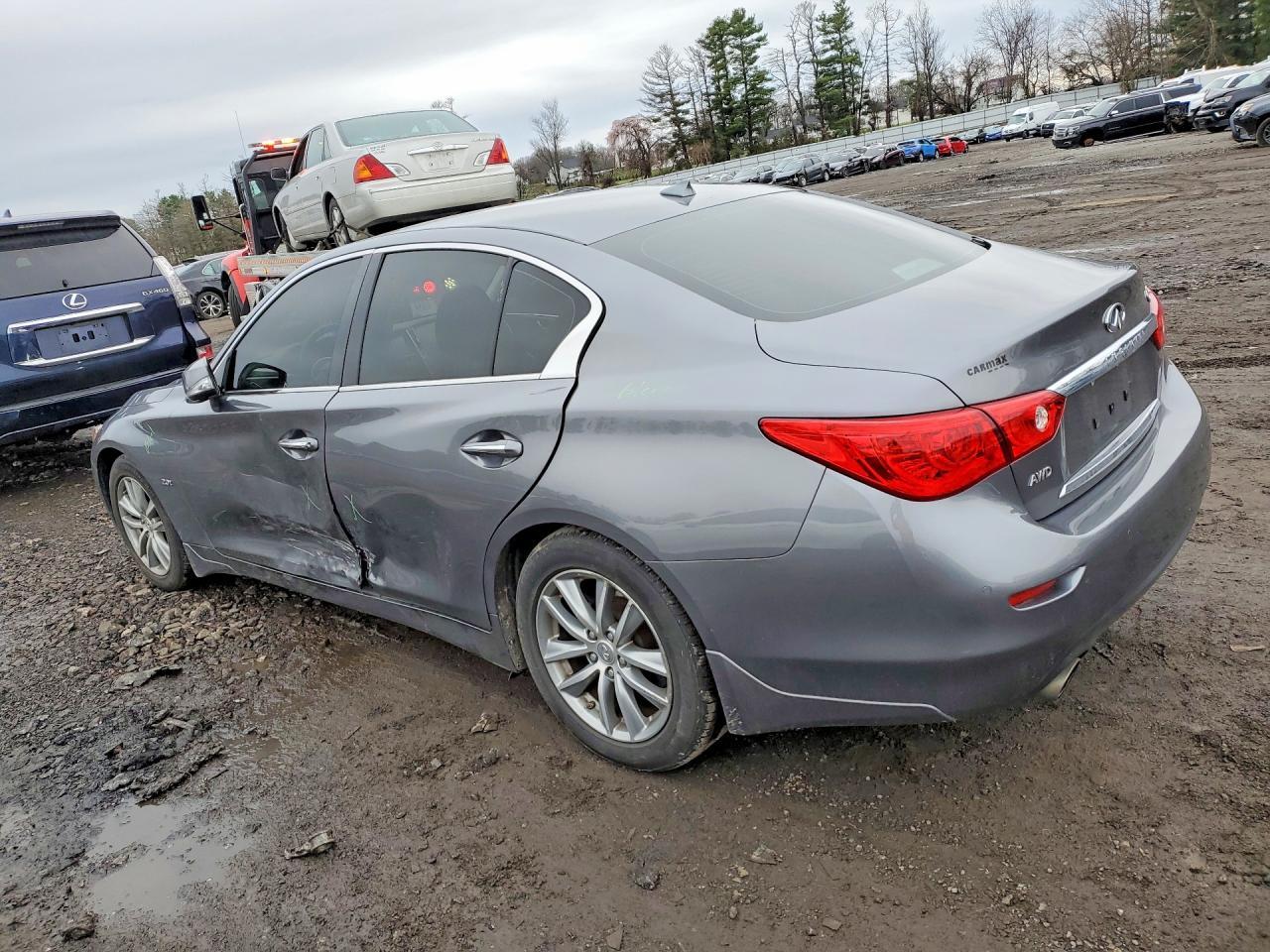 2017 Infiniti Q50 2.0T Premium - Фото 2