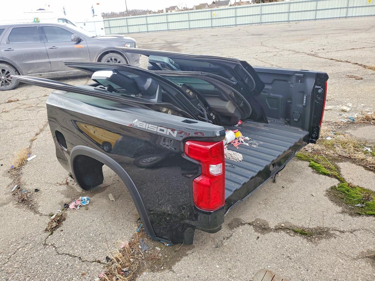 2024 Chevrolet Silverado C1500 Heavy Duty - Фото 2