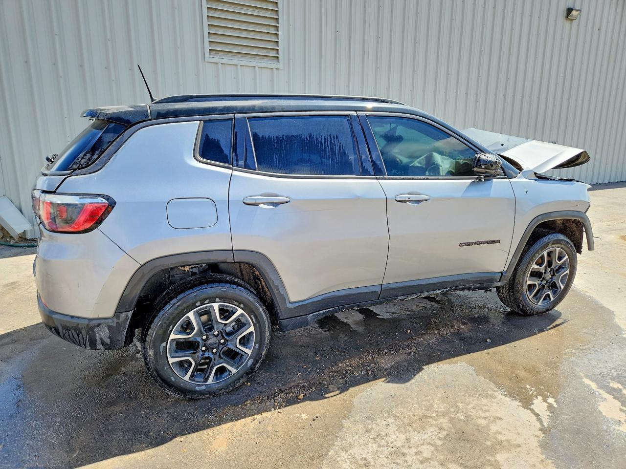 2020 Jeep Compass Trailhawk - Фото 3