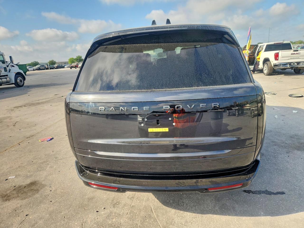 2025 Land Rover Range Rover Se - Image 6