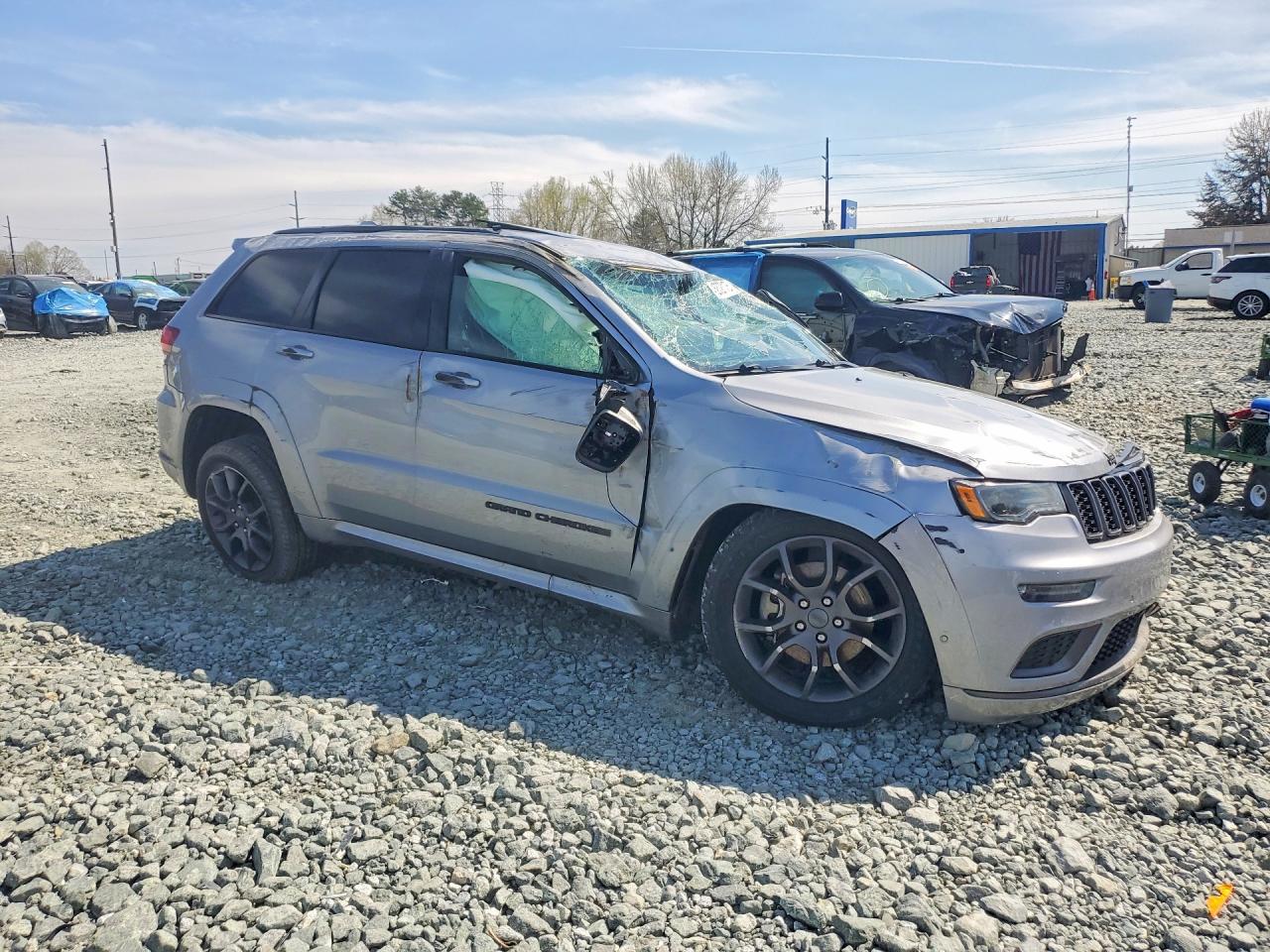 2021 Jeep Grand Cherokee Overland - Image 4