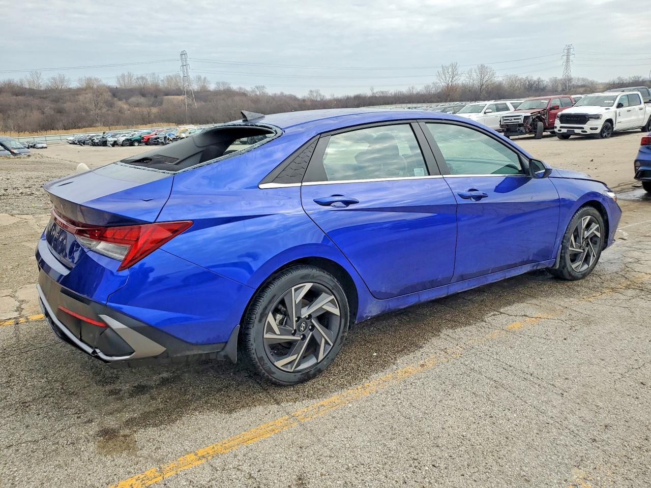 2024 Hyundai Elantra Sel - Фото 3