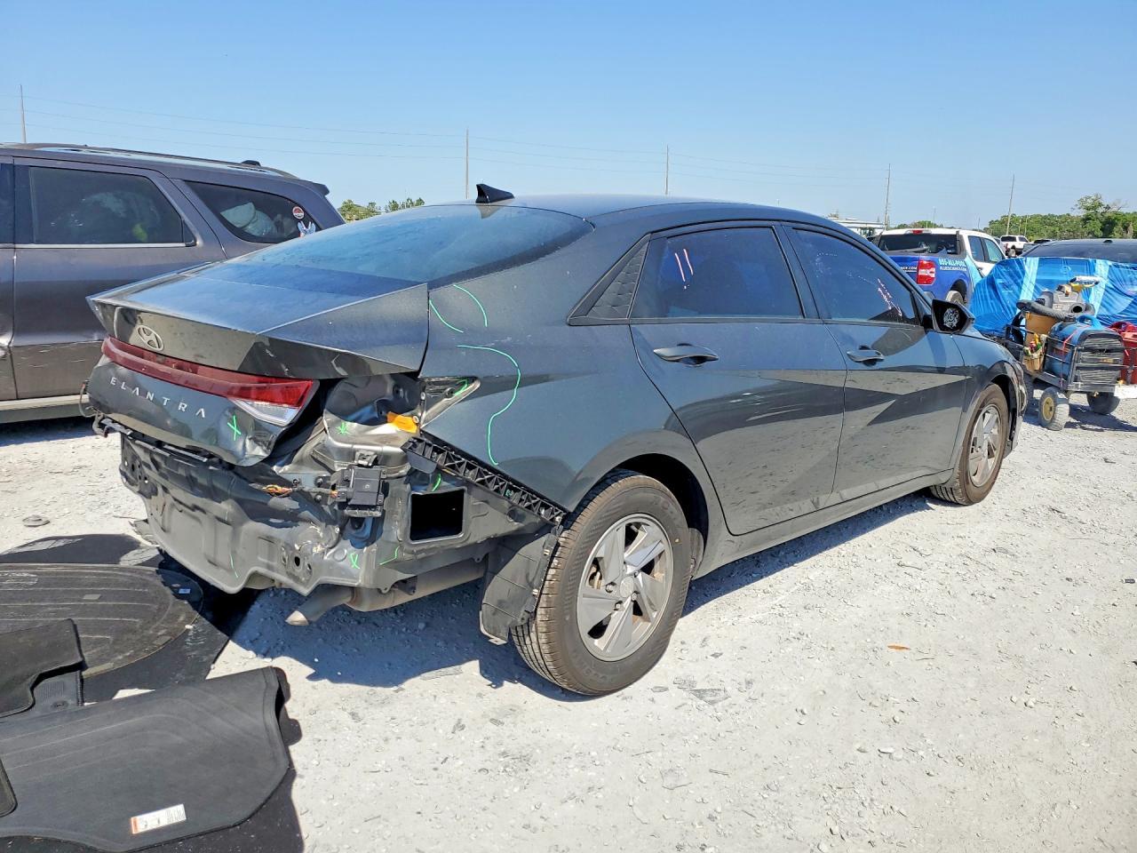 2024 Hyundai Elantra Se - Фото 3