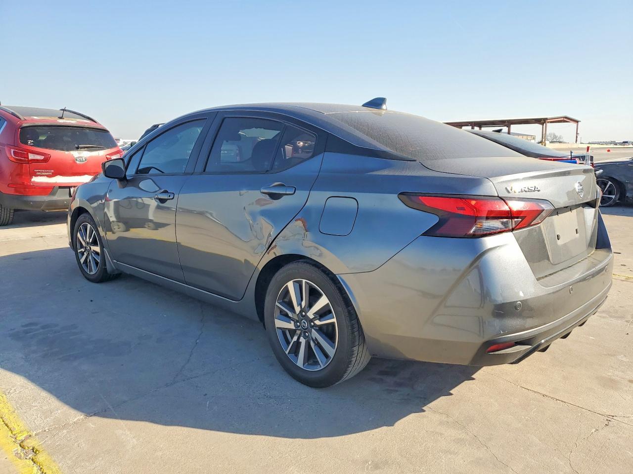 2020 Nissan Versa Sv - Image 2