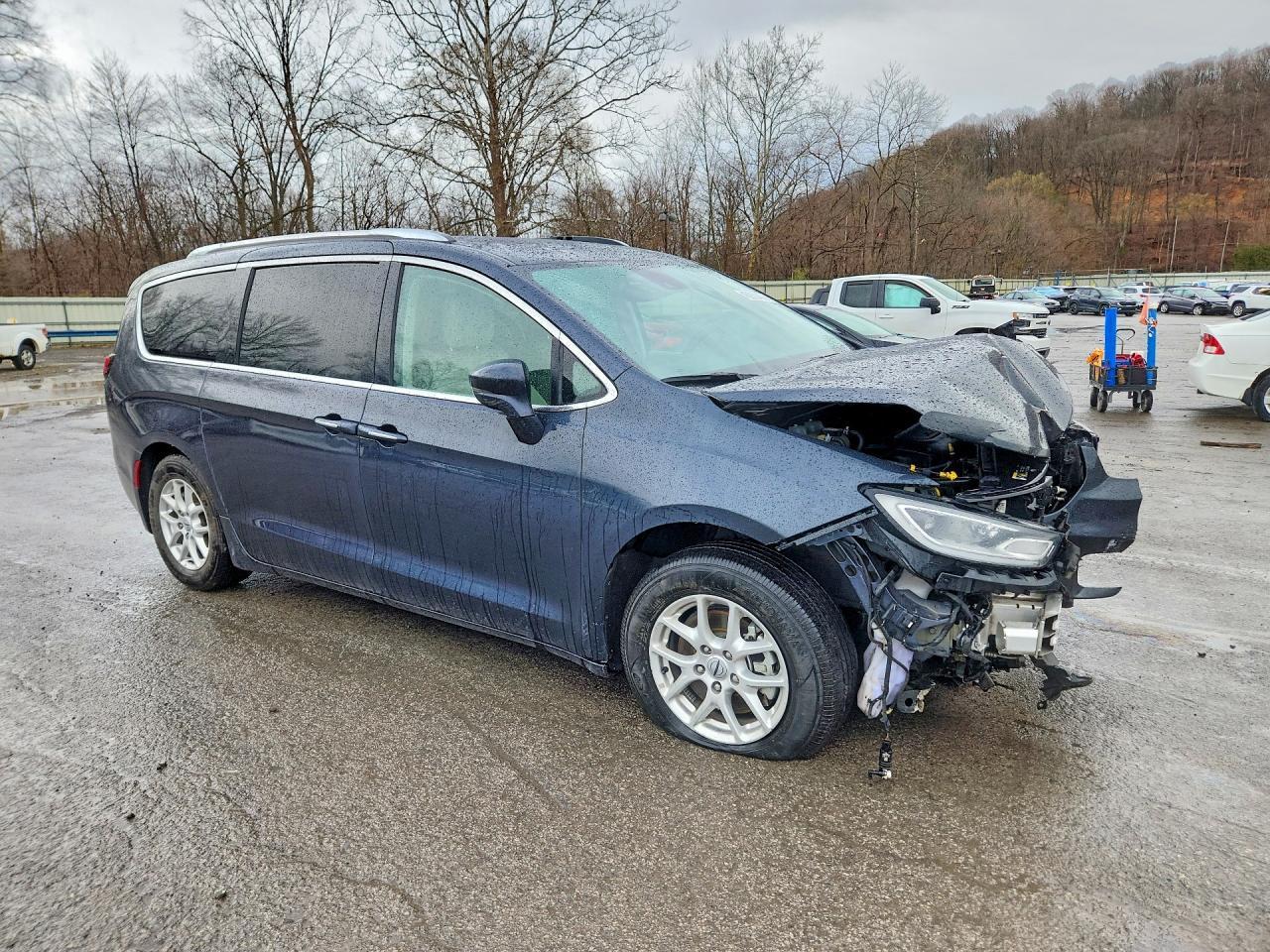 2021 Chrysler Pacifica Touring L - Фото 4