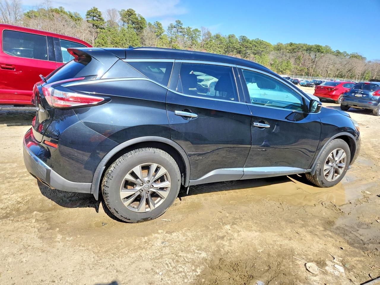 2015 Nissan Murano S - Image 3