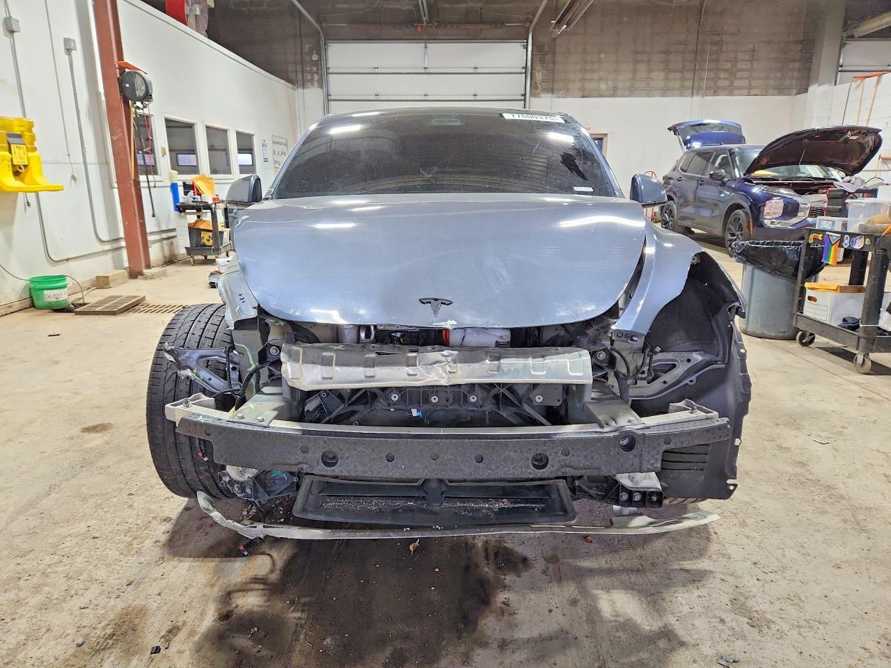 2022 Tesla Model Y - Image 5