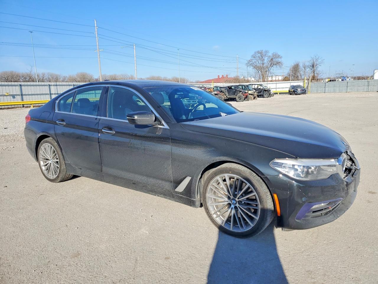 2018 BMW 530 Xi - Image 4
