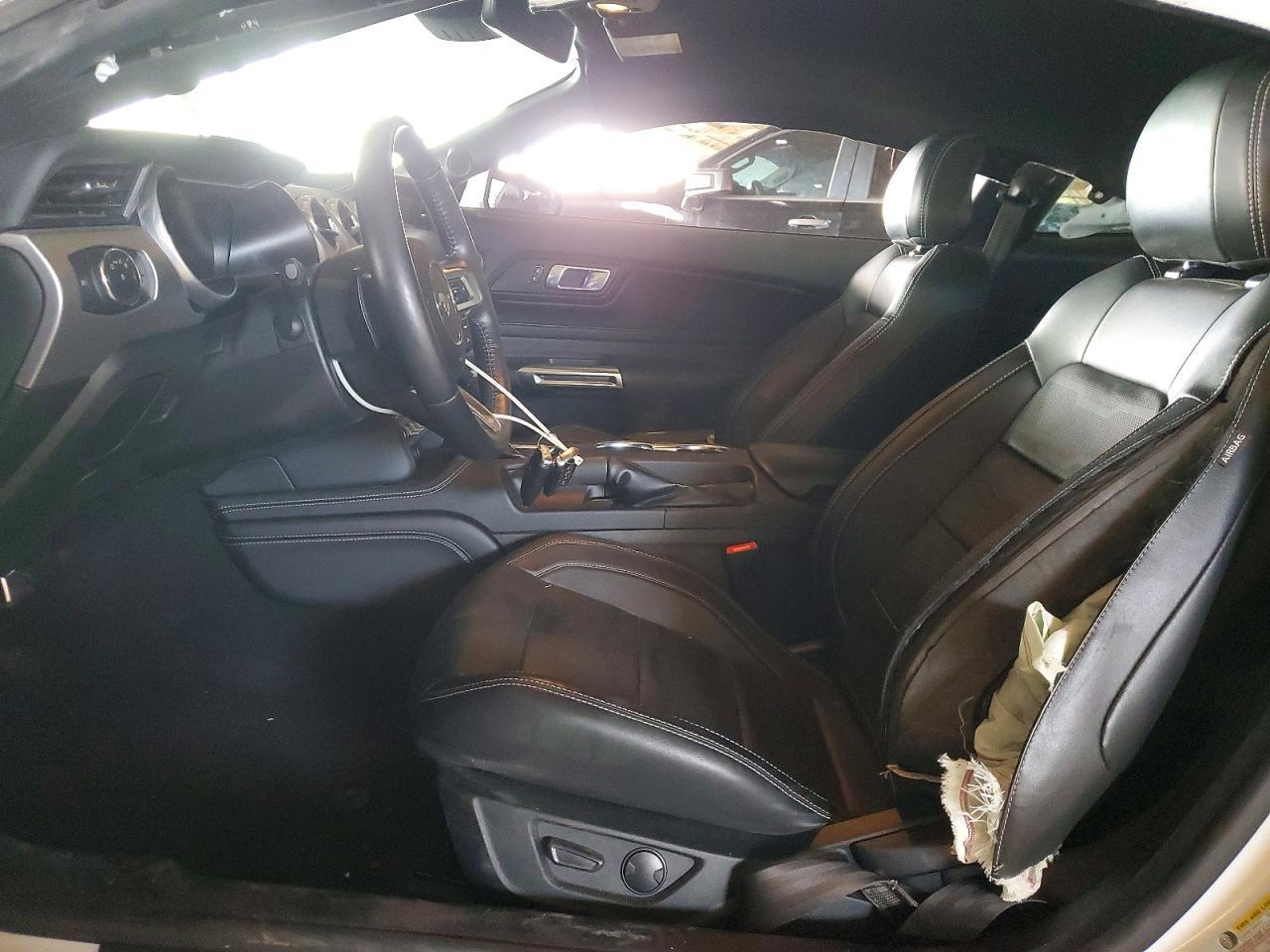 2022 Ford Mustang Gt - Image 7