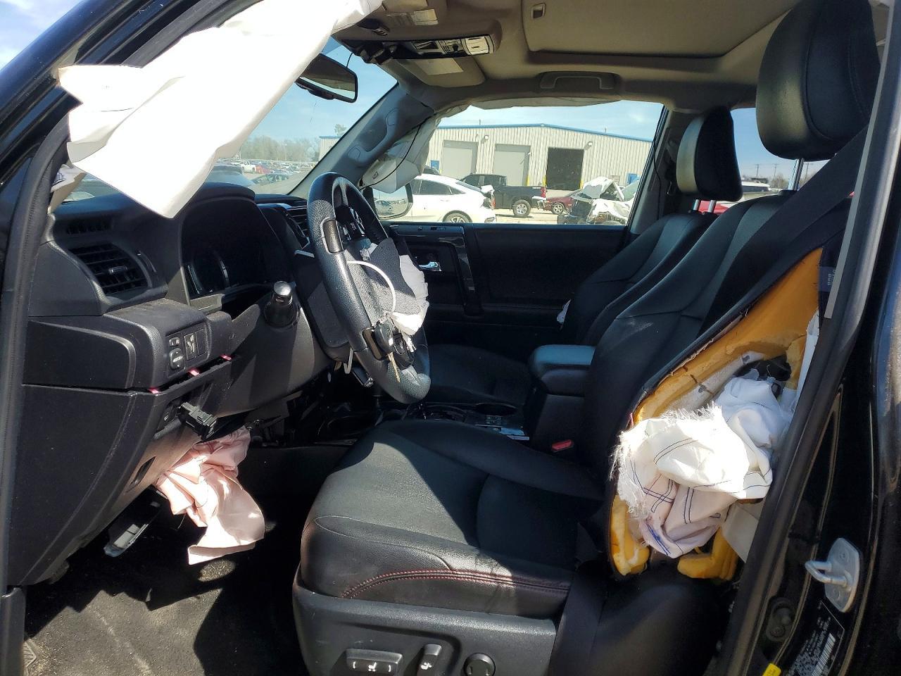 2016 Toyota 4Runner Sr5/Sr5 Premium - Image 7