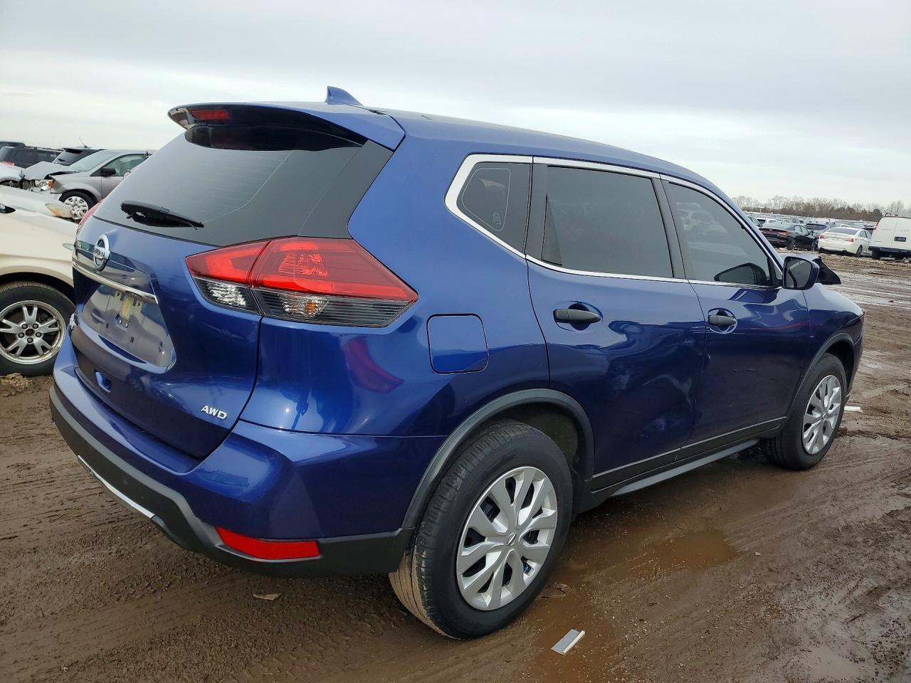 2019 Nissan Rogue S - Image 3
