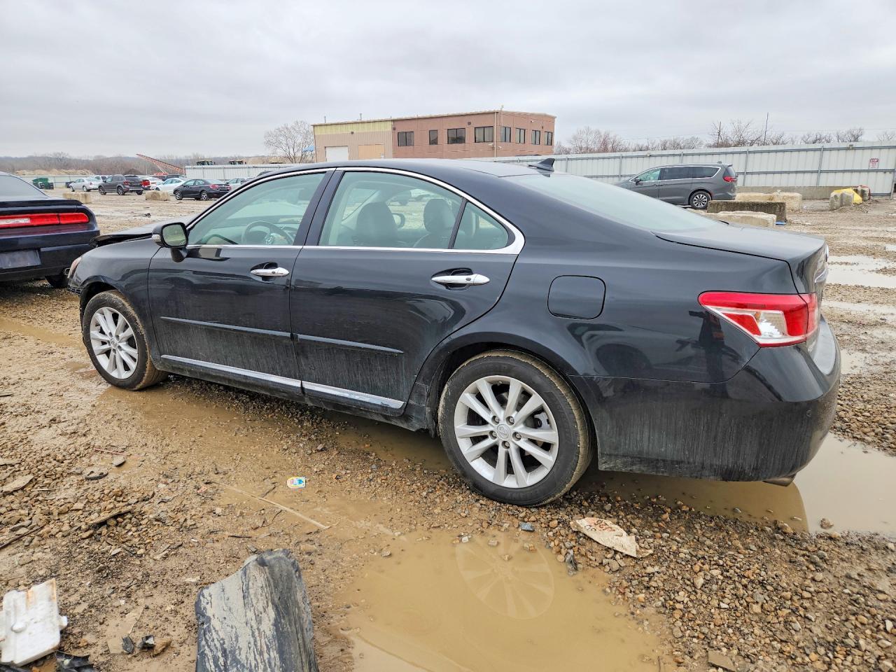 2011 Lexus Es 350 Base - Image 2