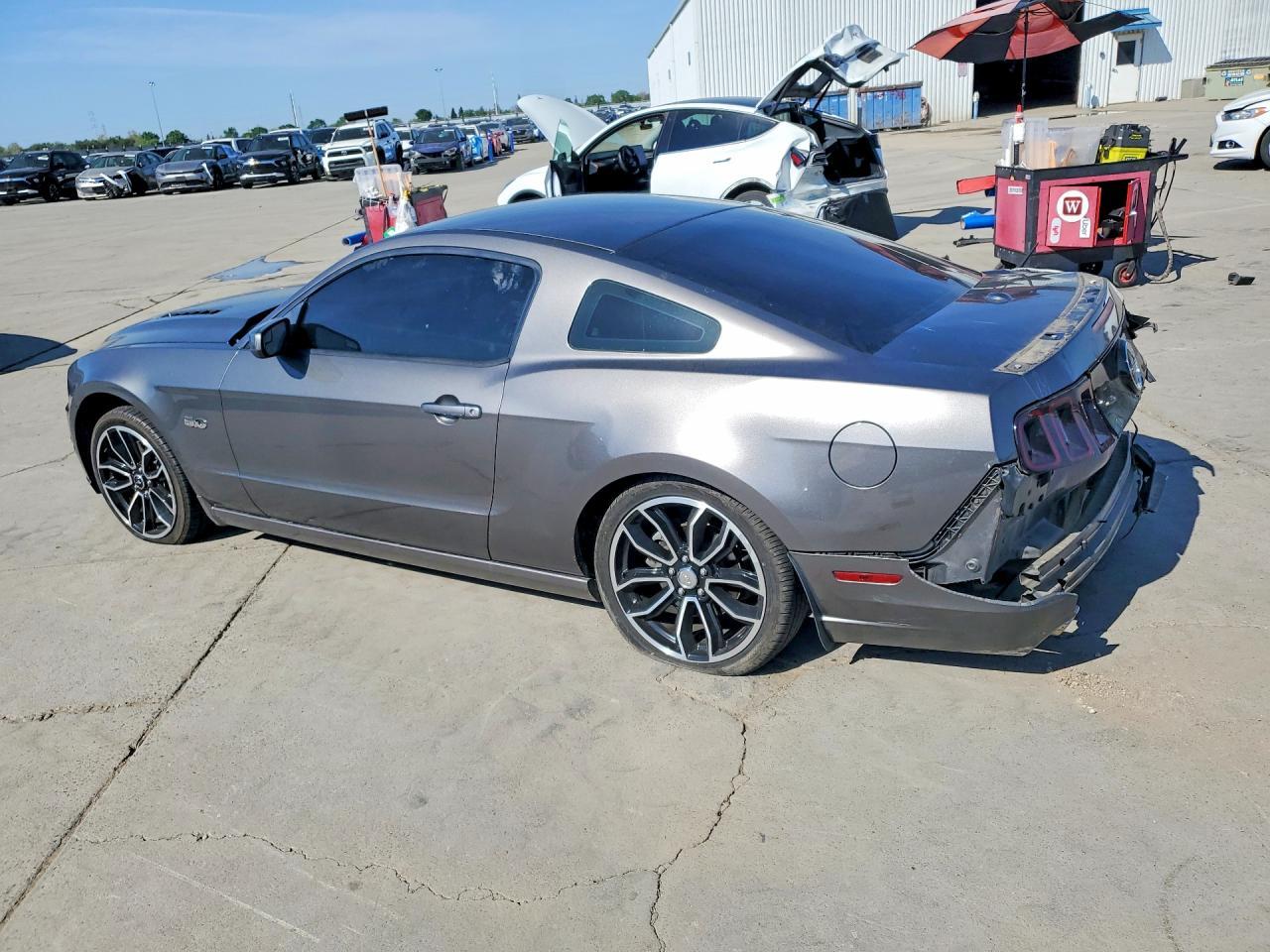 2013 Ford Mustang Gt - Image 2