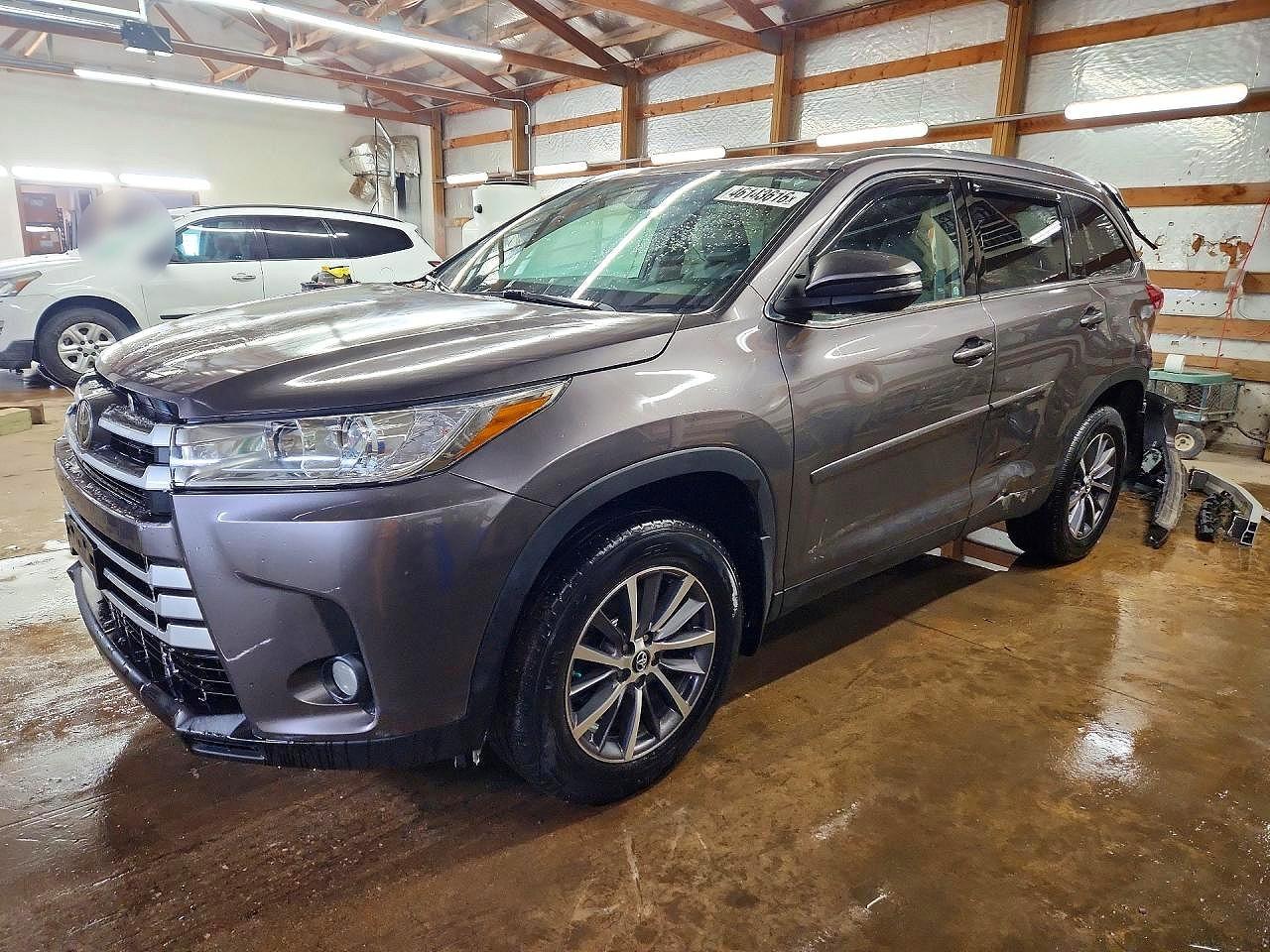 2019 Toyota Highlander Xle