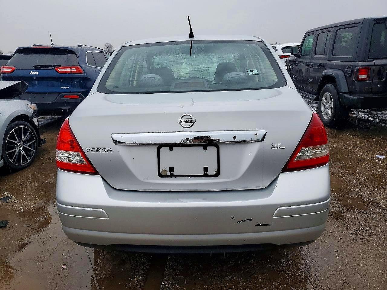 2007 Nissan Versa 1.8 S - Image 6