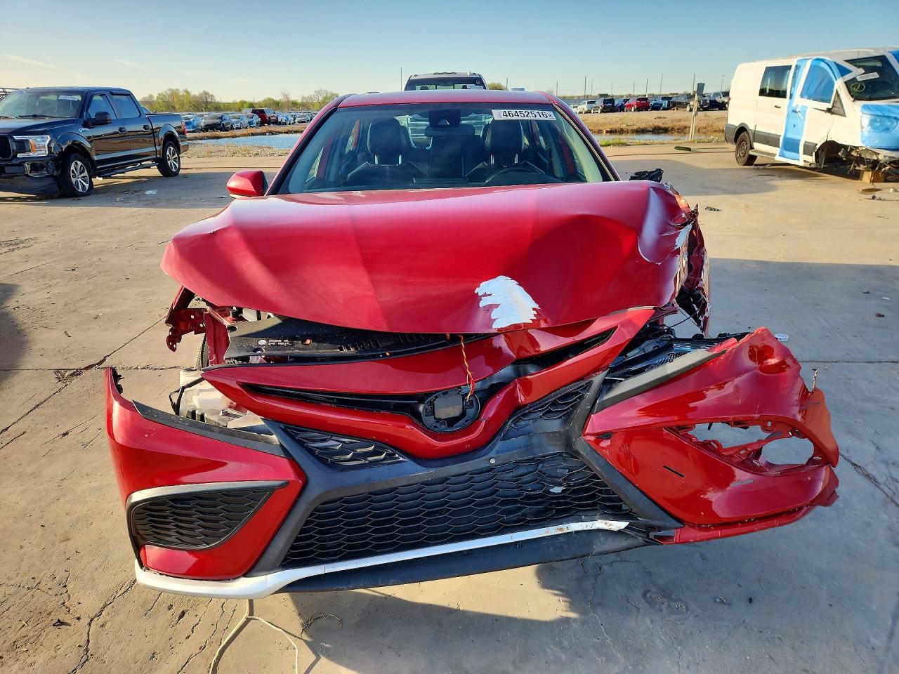 2021 Toyota Camry Se - Фото 5