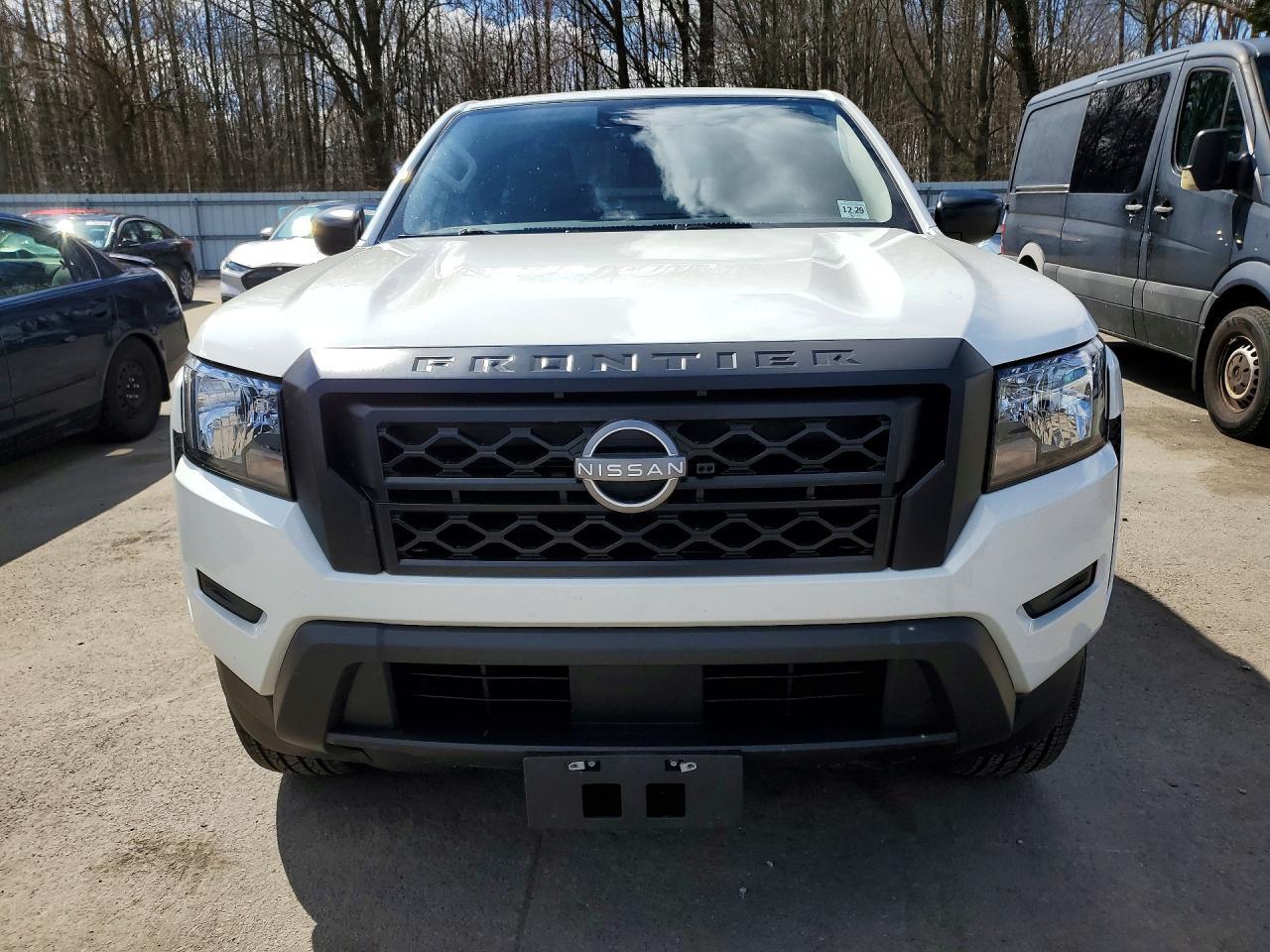 2024 Nissan Frontier S - Image 5