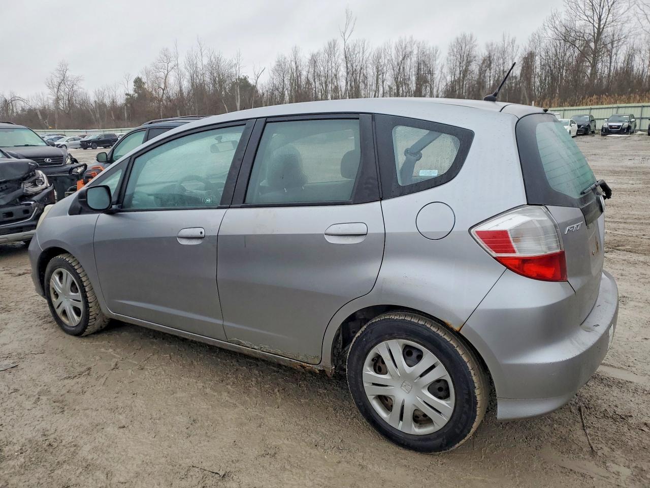2009 Honda Fit - Фото 2