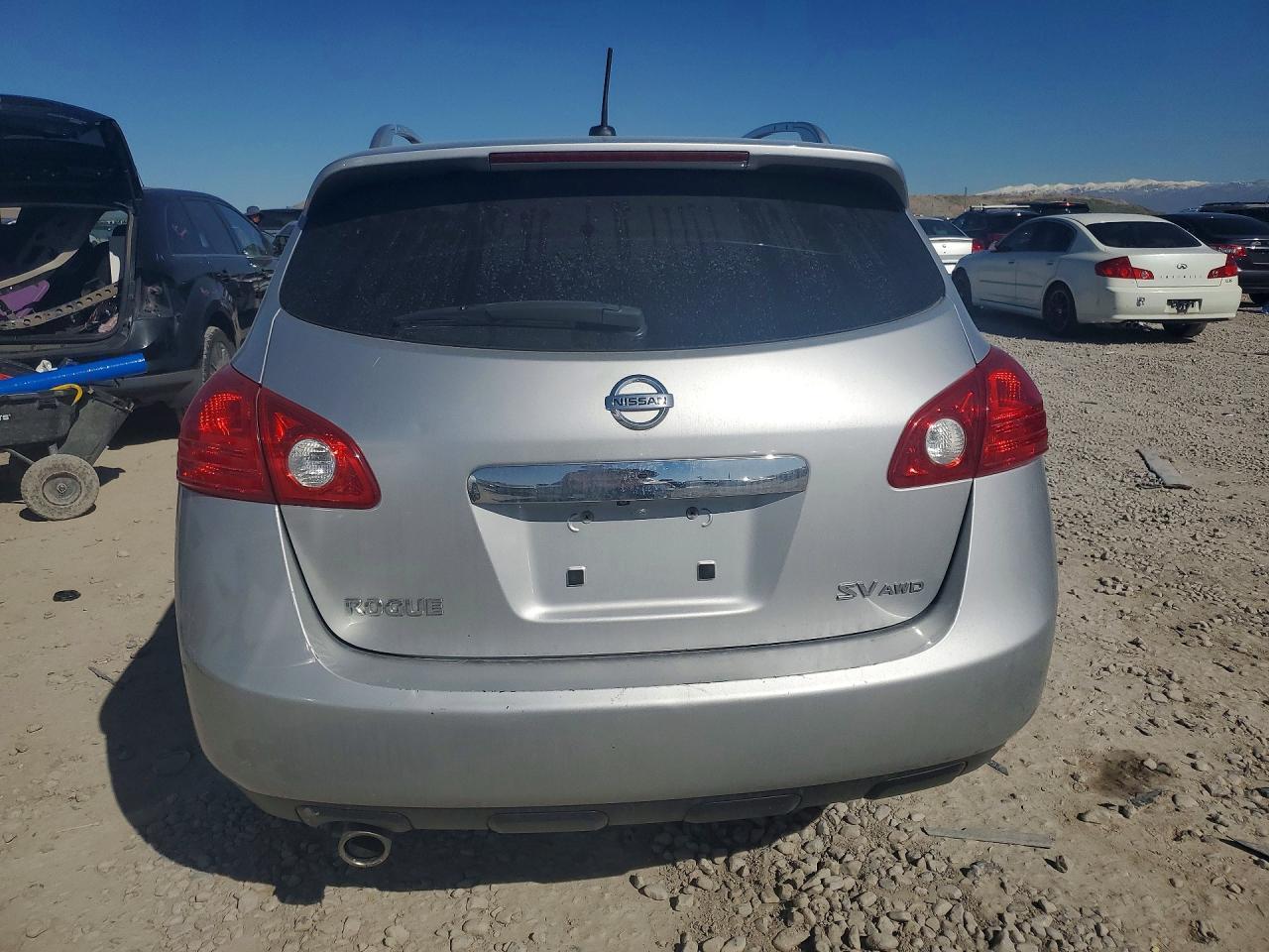 2011 Nissan Rogue S - Image 6