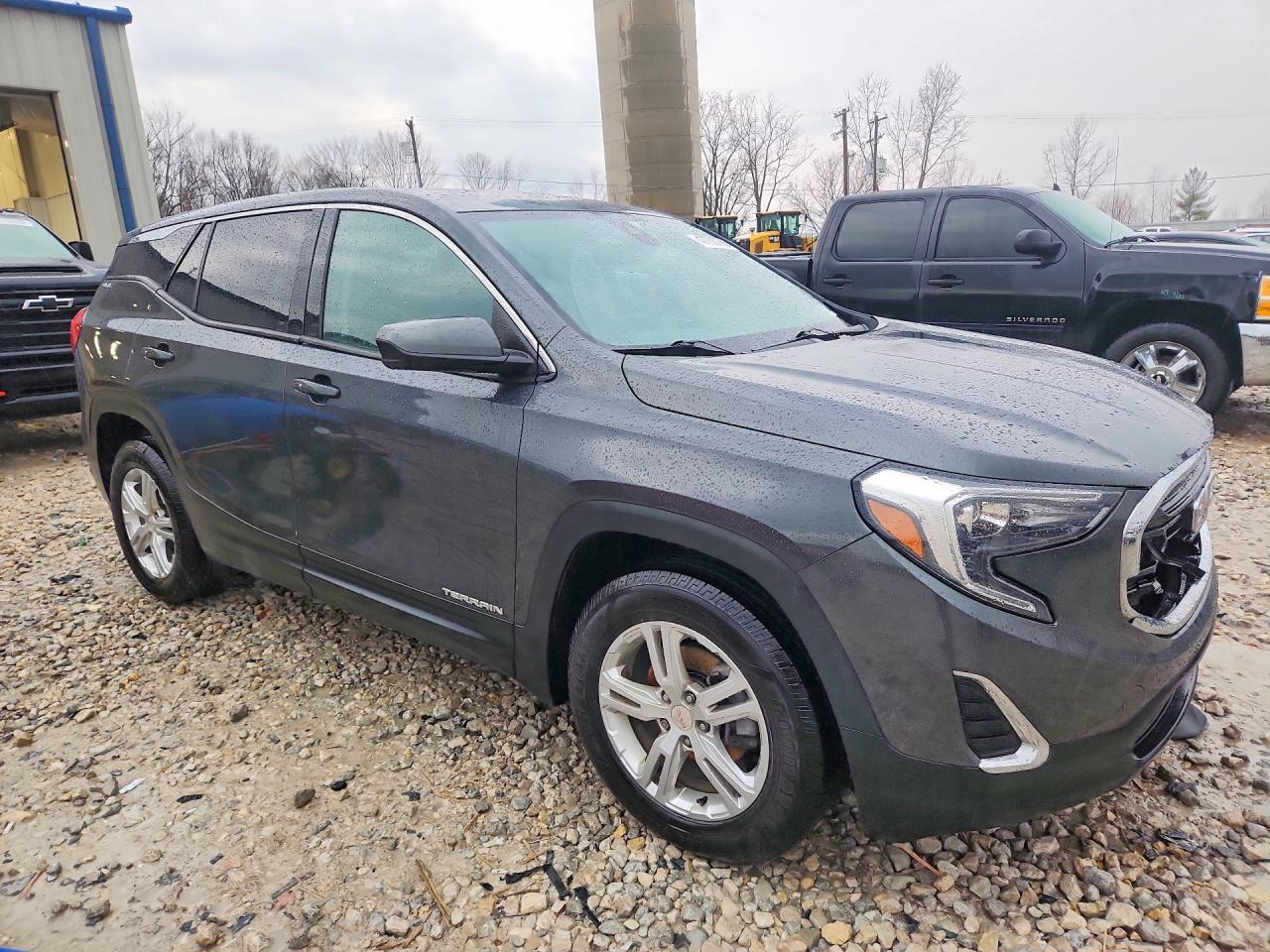 2020 GMC Terrain Sle - Image 4