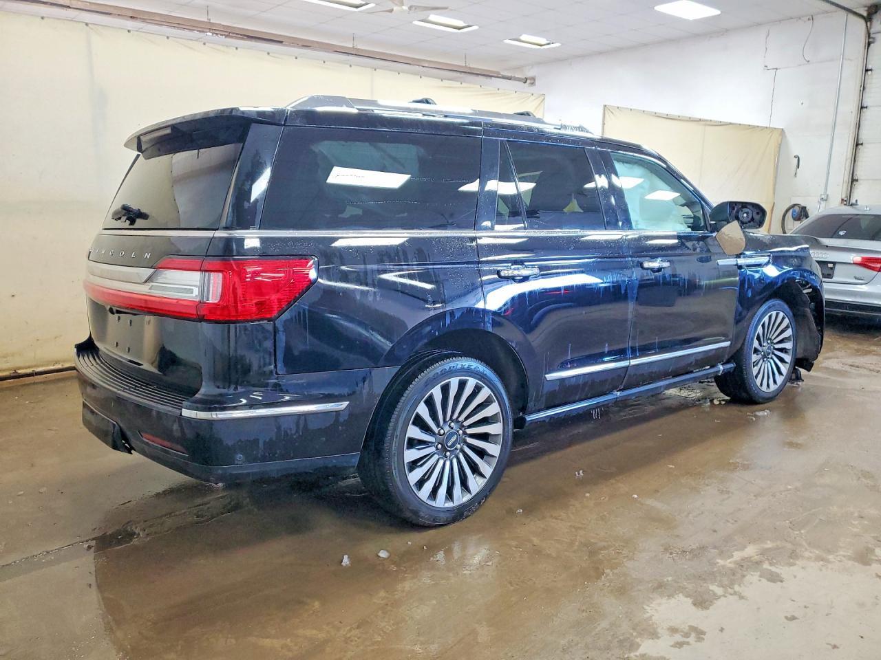 2019 Lincoln Navigator Reserve - Фото 3