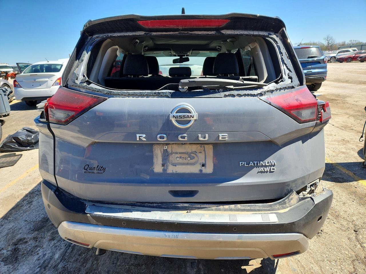 2021 Nissan Rogue Platinum - Фото 6