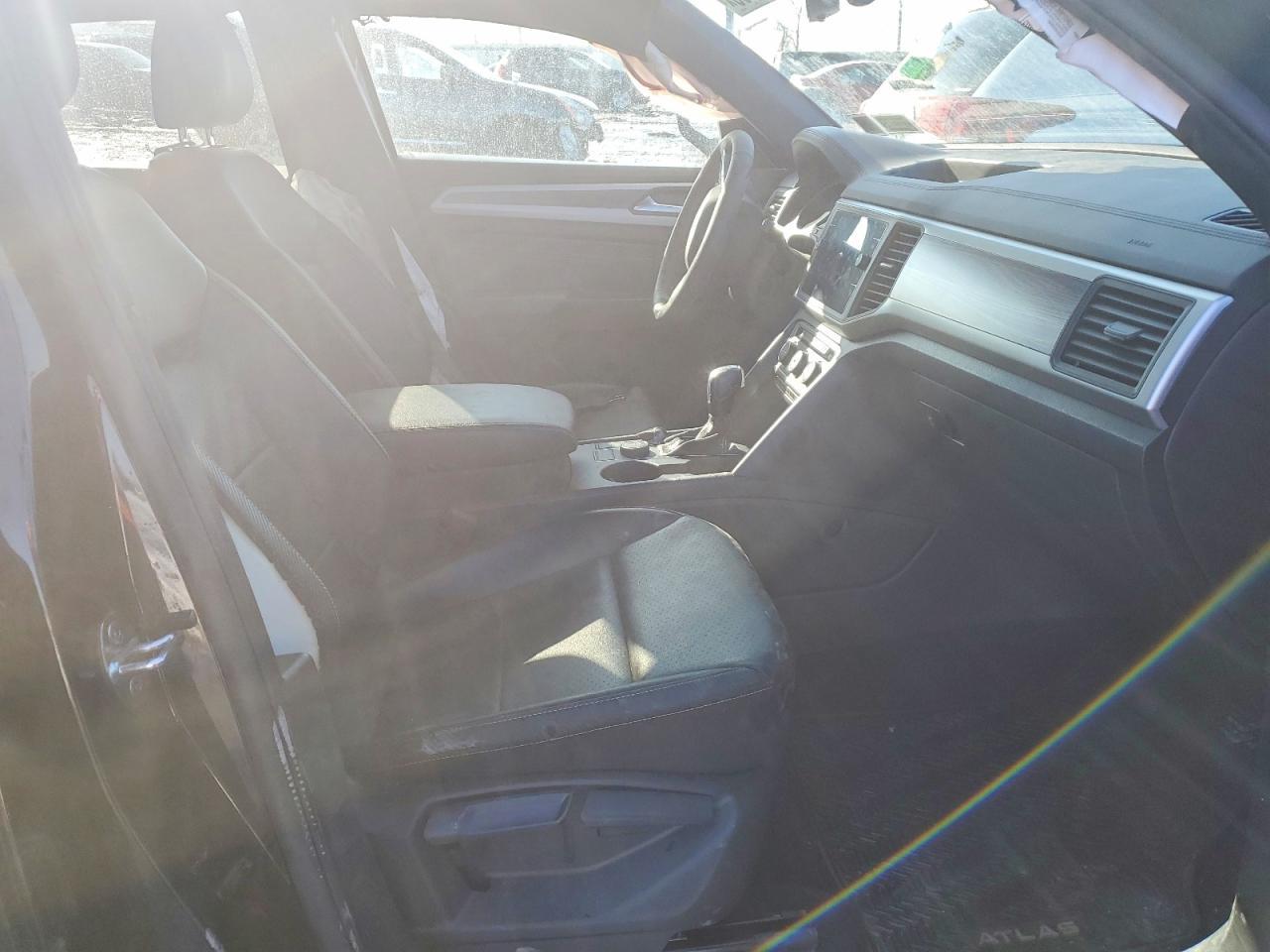 2021 Volkswagen Atlas Cross Sport Se - Image 7