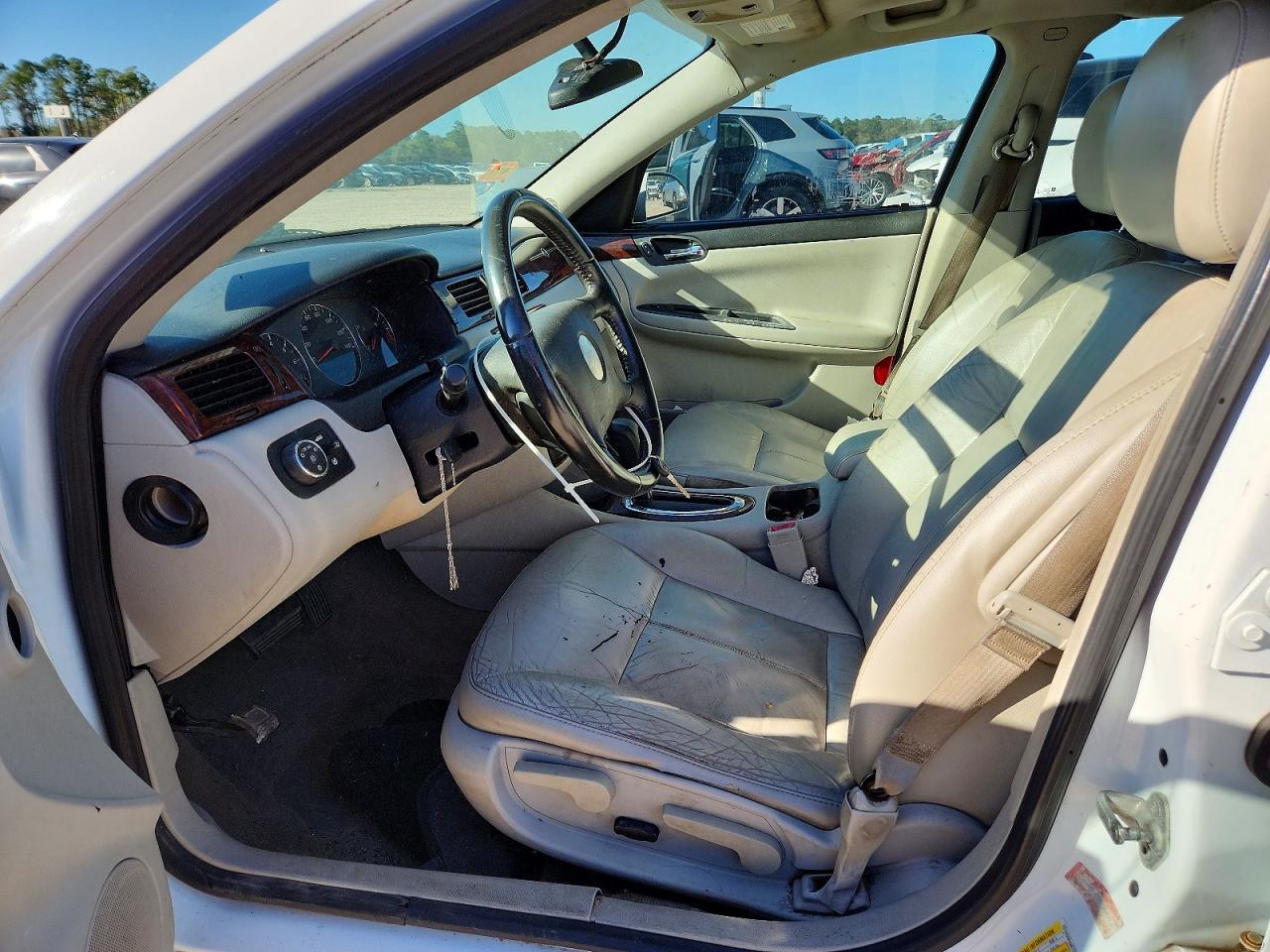 2011 Chevrolet Impala Lt - Image 7