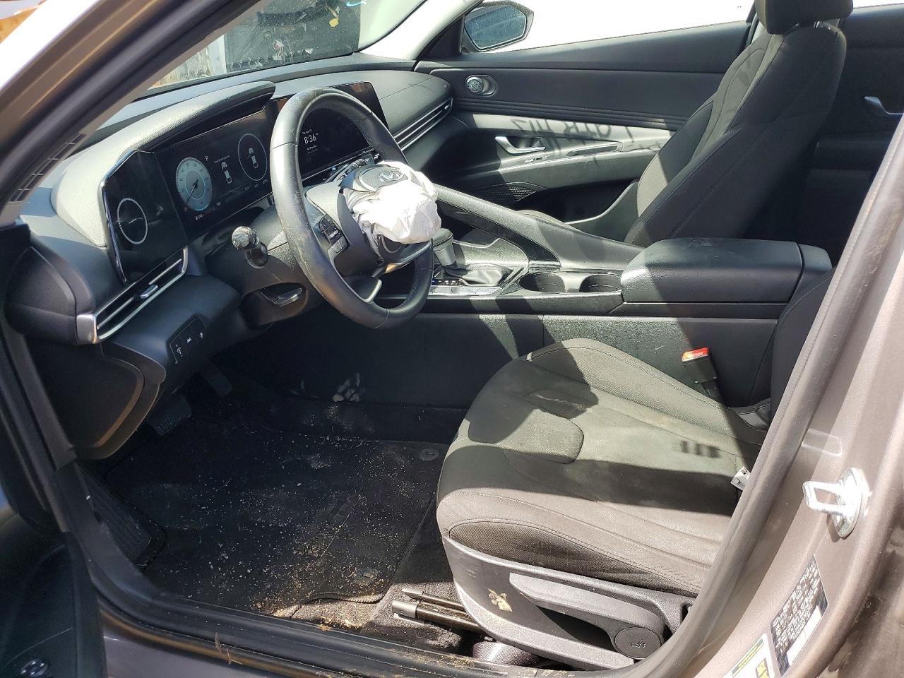2023 Hyundai Elantra Sel - Image 7
