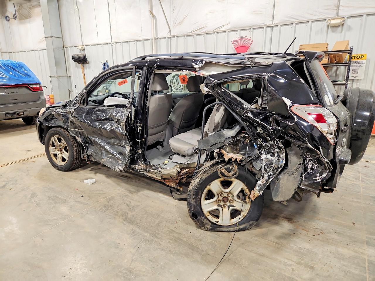 2010 Toyota Rav4 Base - Фото 2