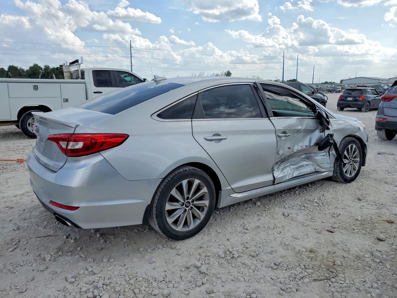 2017 Hyundai Sonata Sport - Фото 3
