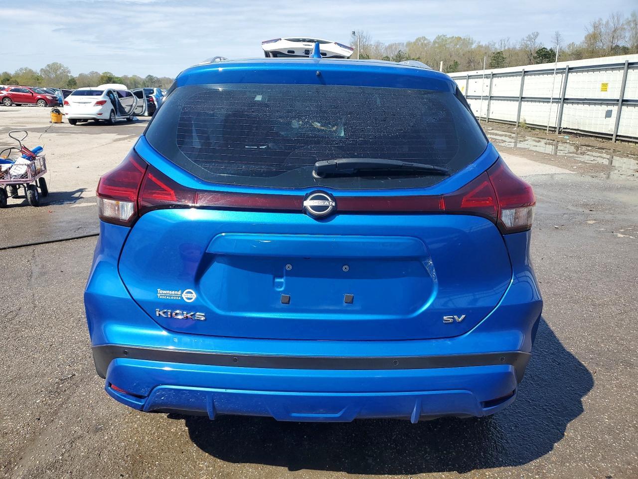 2023 Nissan Kicks Sv - Image 6