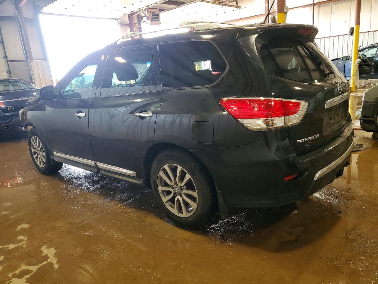 2015 Nissan Pathfinder Sl - Фото 2