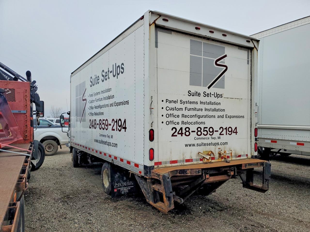 2014 Isuzu Npr Delivery Truck - Image 2