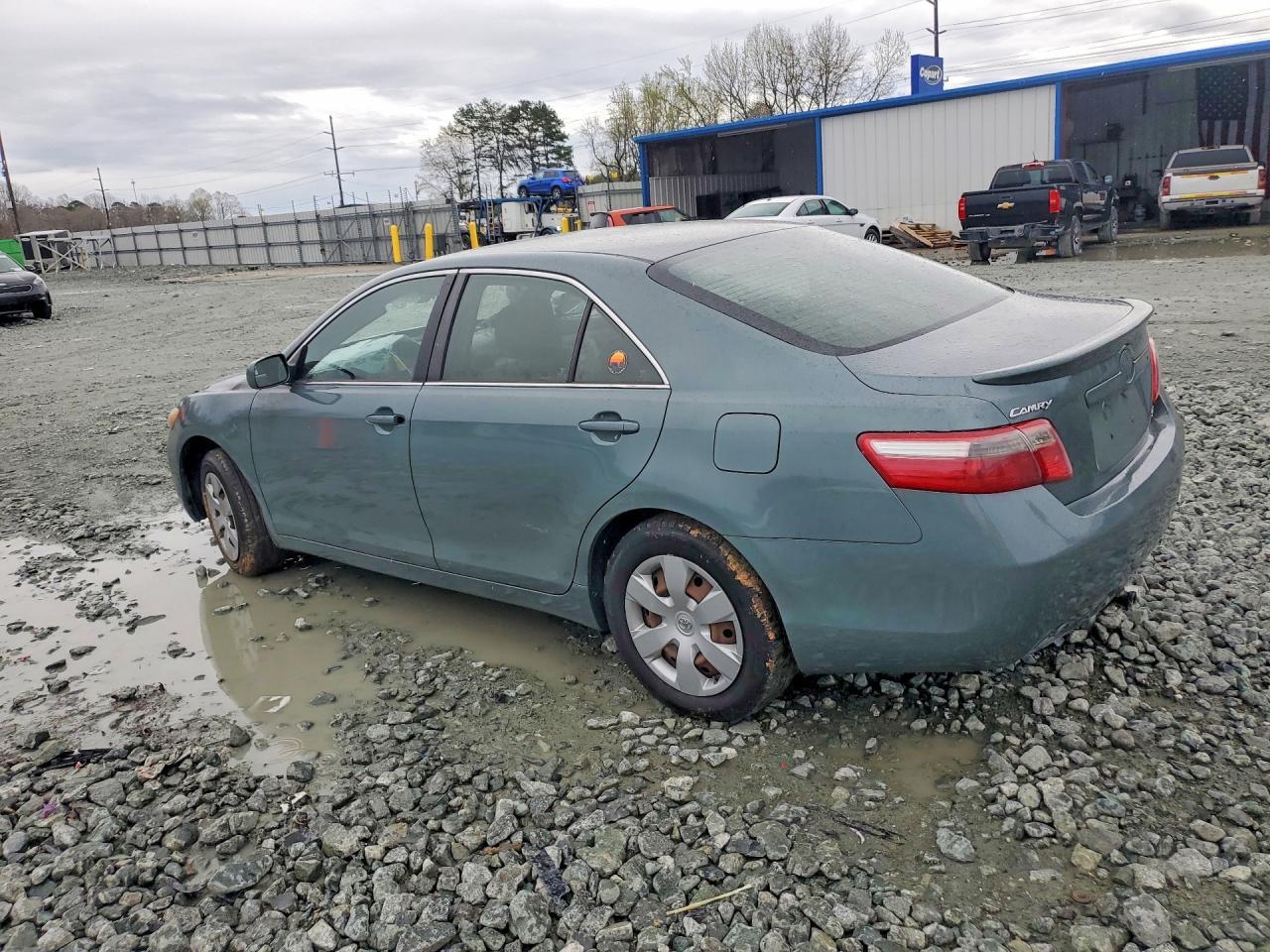 2007 Toyota Camry Le - Фото 2