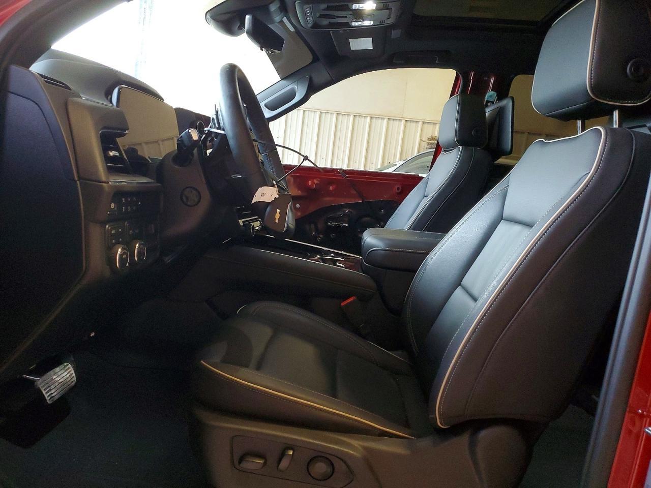 2025 Chevrolet Tahoe K1500 Premier - Фото 7
