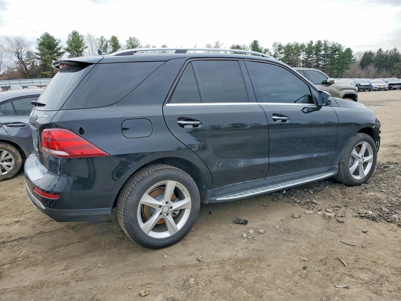 2016 Mercedes-Benz Gle 350 4Matic - Image 3