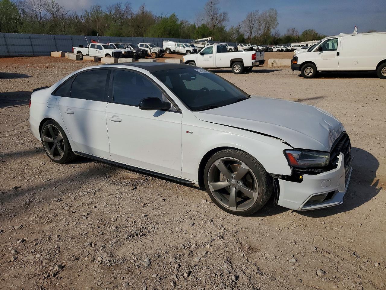 2015 Audi A4 Premium Plus - Фото 4