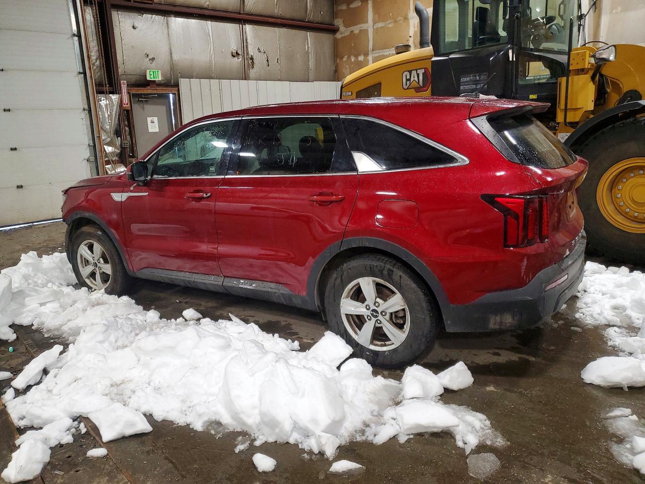 2022 Kia Sorento Lx - Image 2