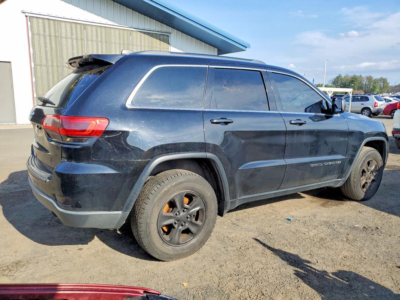 2017 Jeep Grand Cherokee Laredo - Фото 3
