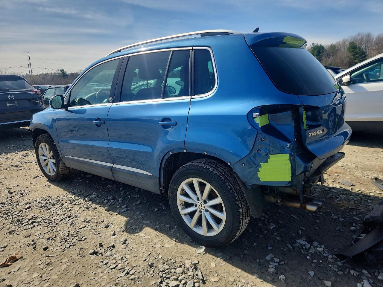 2017 Volkswagen Tiguan Wolfsburg - Фото 2