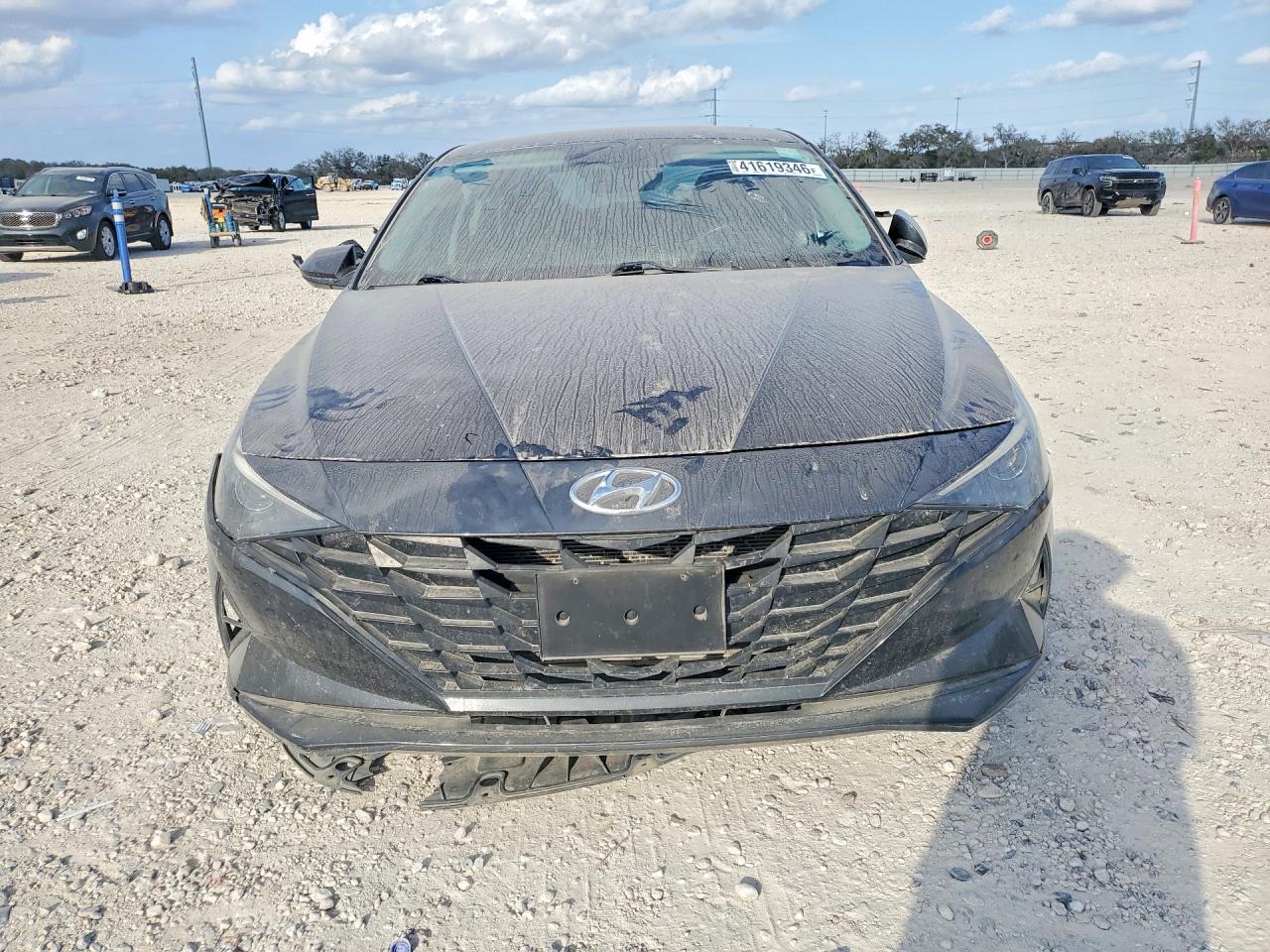 2021 Hyundai Elantra Se - Image 5