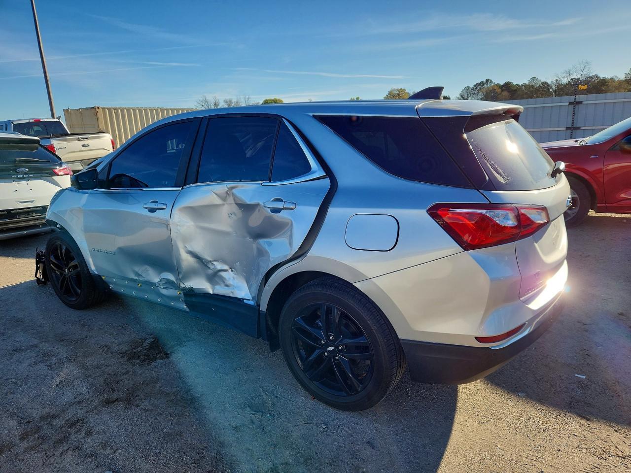 2021 Chevrolet Equinox Lt - Image 2
