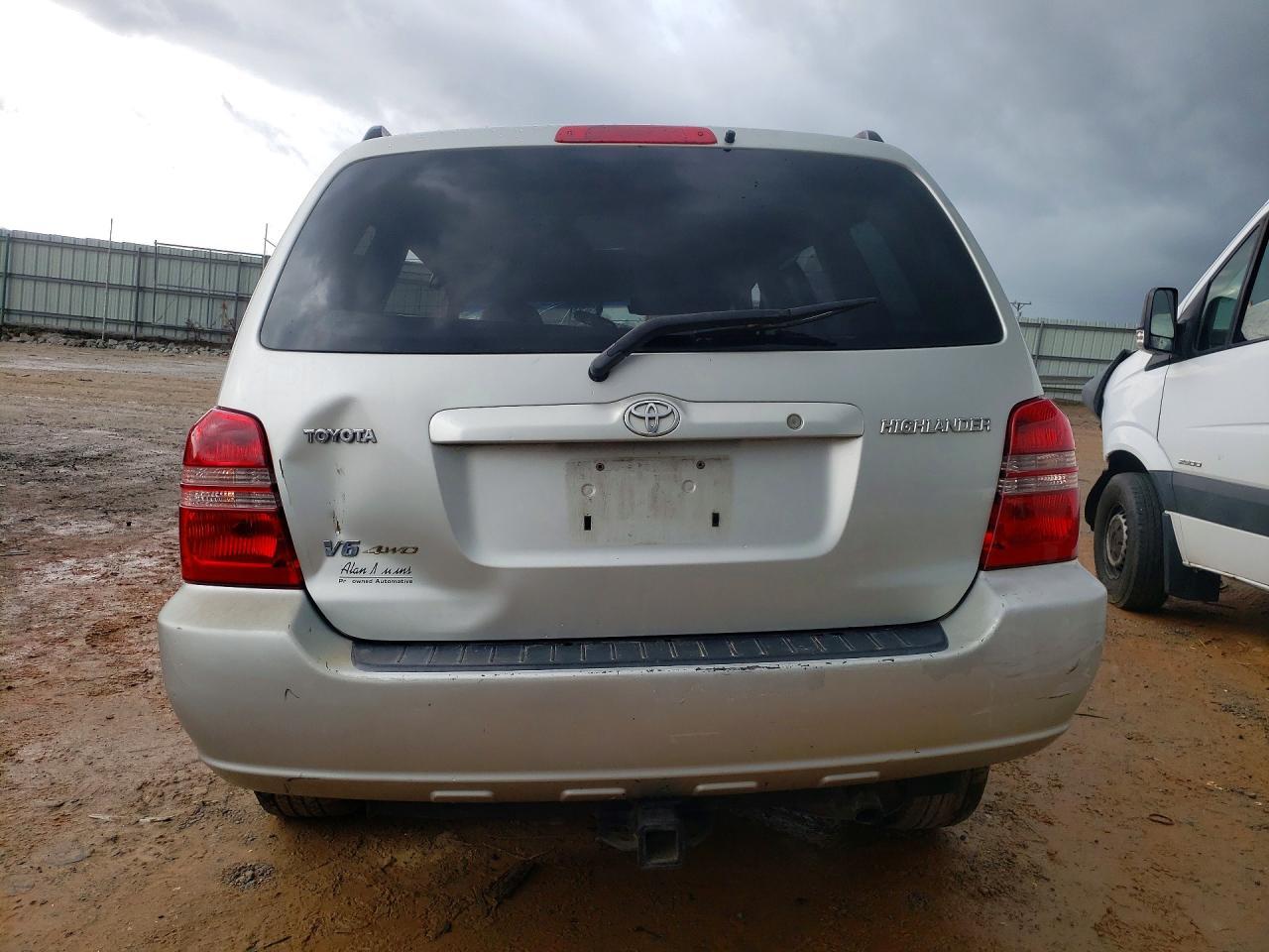 2003 Toyota Highlander - Image 6